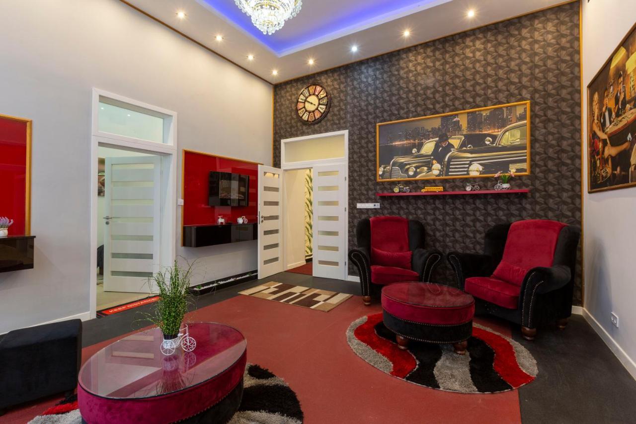 Exclusive Marilyn Apartment In The Heart Of Boedapest Buitenkant foto