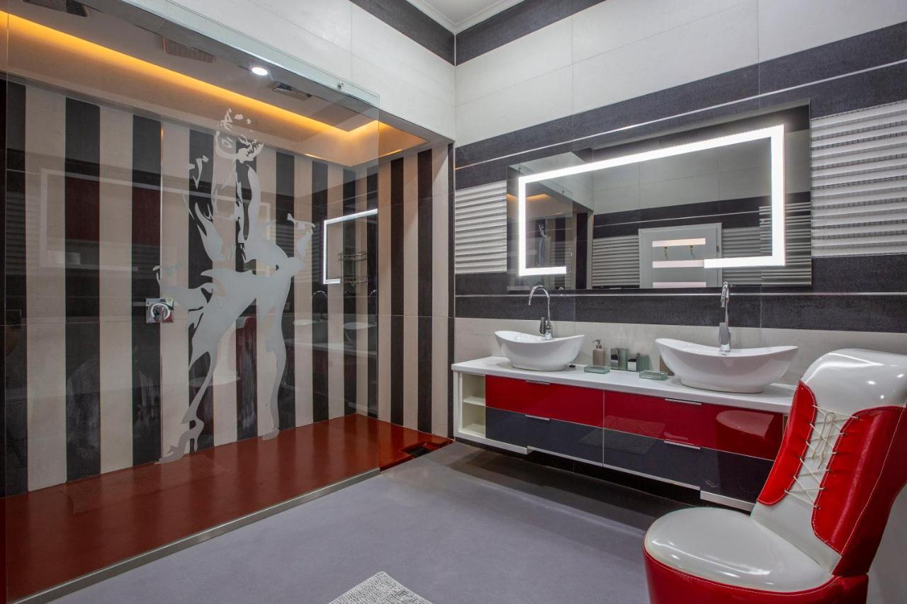 Exclusive Marilyn Apartment In The Heart Of Boedapest Buitenkant foto
